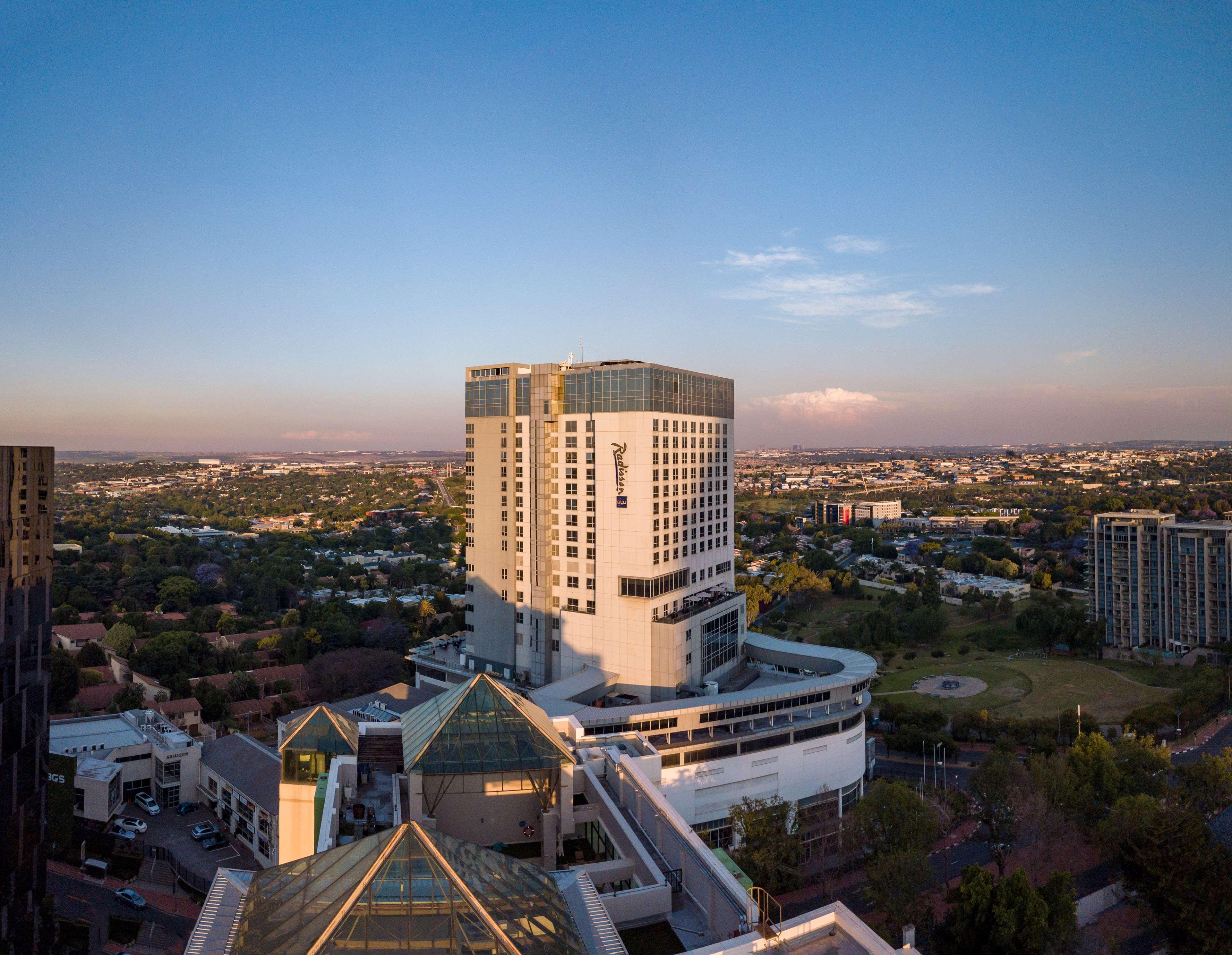 Radisson Blu Hotel Sandton, Johannesburg Εξωτερικό φωτογραφία